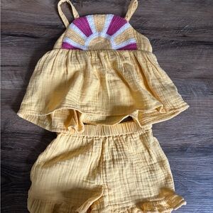 Old Navy Bright Yellow Toddler set 3T
